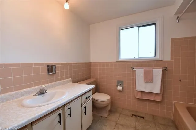 Additional image 26 of 1327 Janina Blvd