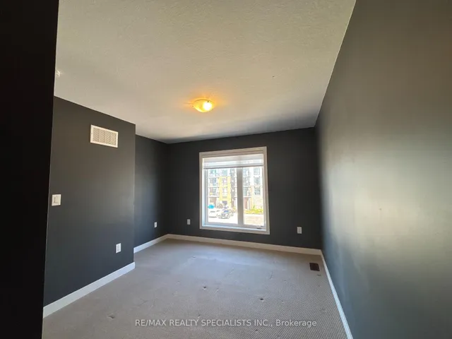 Additional image 13 of 590 North Service Rd Unit 135