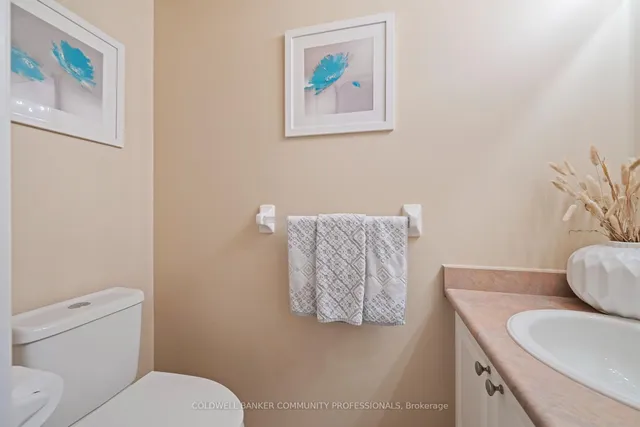Additional image 12 of 1809 Upper Wentworth St Unit 14