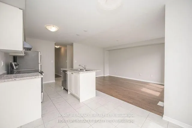 Additional image 15 of 327 Pumpkin Pass