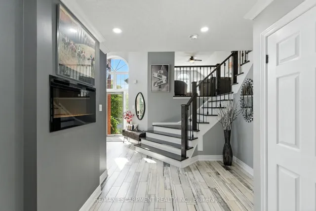 Additional image 18 of 36 Pinecreek Rd