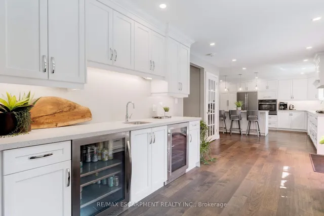 Additional image 20 of 2118 Agincourt Cres