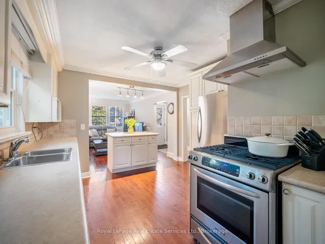 Additional image 15 of 938 King Rd