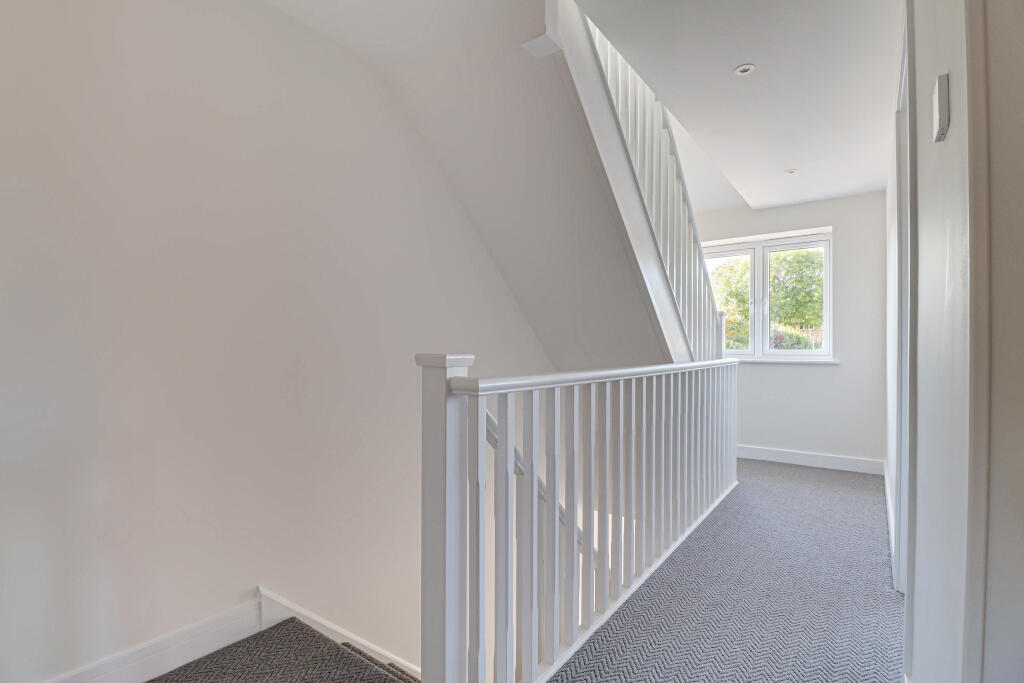 Additional image 11 of Grove Road, Harpenden, Hertfordshire, AL5