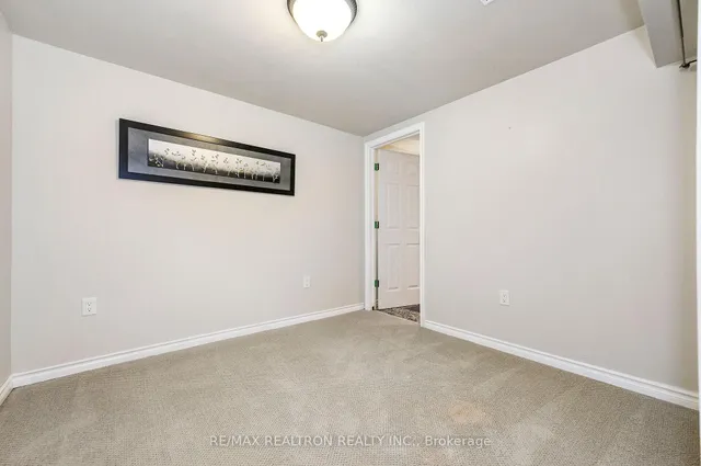 Additional image 36 of 5472 Randolph Cres