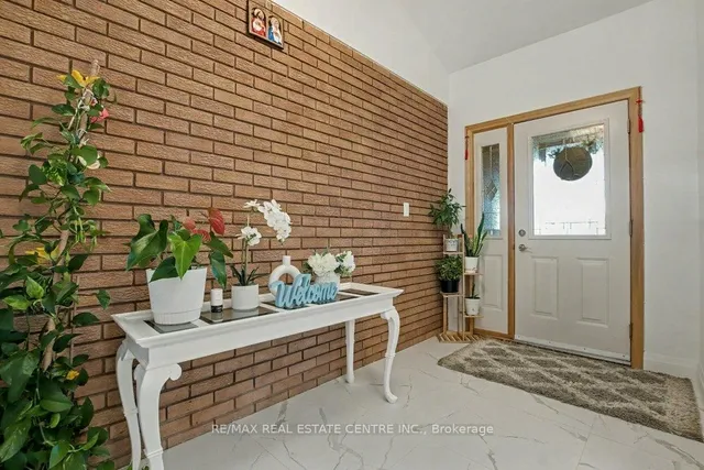 Additional image 5 of 40 Tara Crt