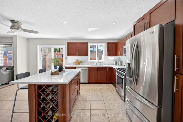 Additional image 12 of 1366 Upper Paradise Rd