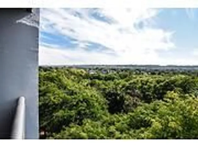 Additional image 22 of 75 Glenburn Crt Unit 811