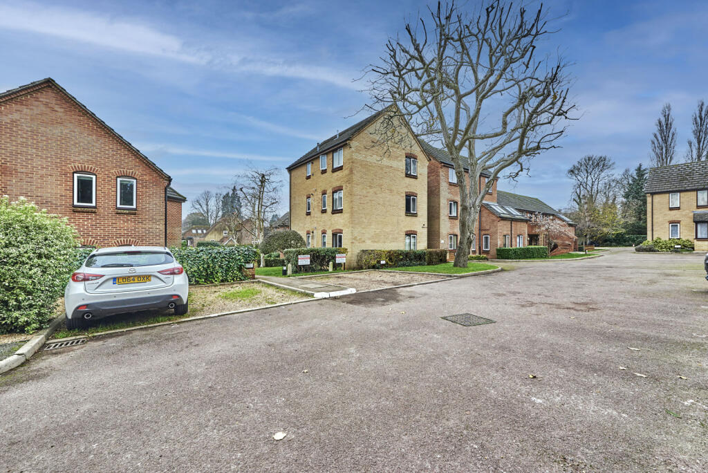 Additional image 8 of The Putterills, Harpenden, Herts, AL5