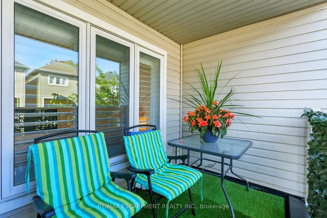 Additional image 25 of 5090 FAIRVIEW St Unit 48