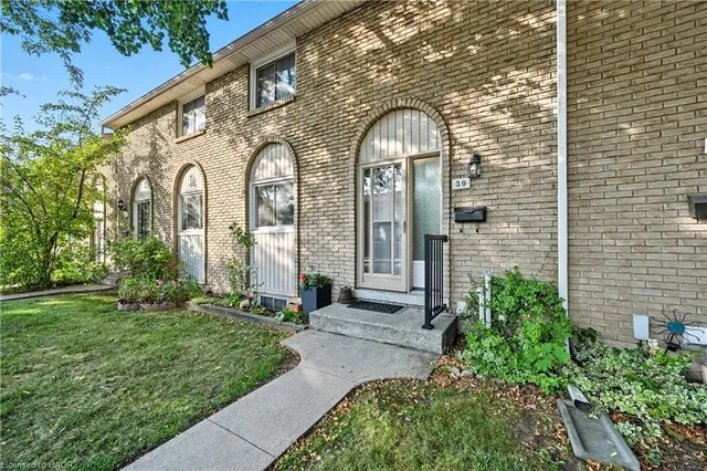 Additional image 3 of 151 Gateshead Cres Unit 30