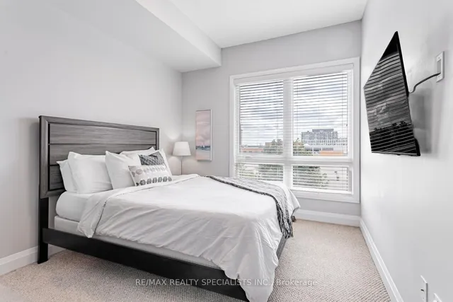 Additional image 23 of 1210 Main St Unit 203