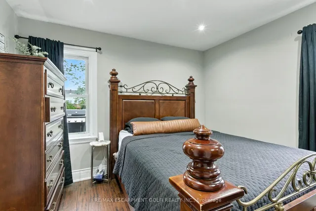 Additional image 14 of 417 East 37th St