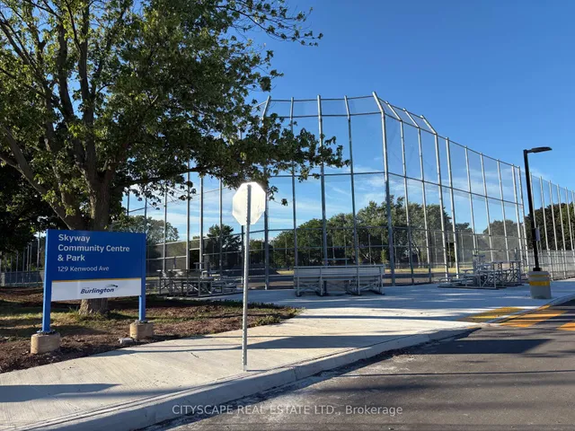 Additional image 36 of 152 Kenwood Ave