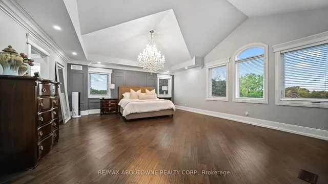 Additional image 30 of 11 John Murray St