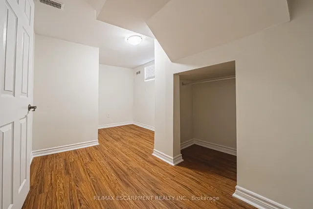 Additional image 29 of 131 Welbourn Dr