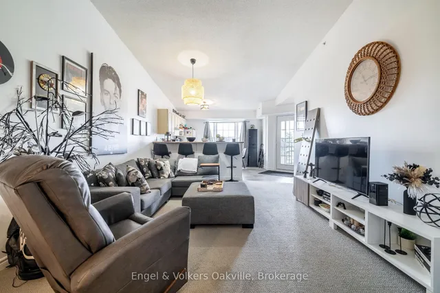 Additional image 10 of 1451 Walkers Line Unit 411