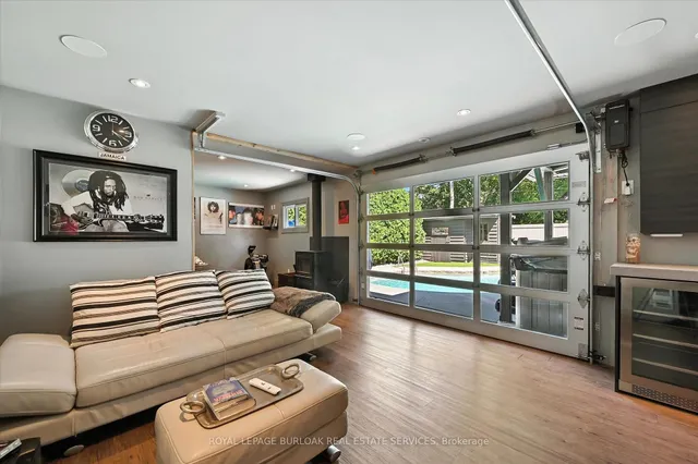 Additional image 32 of 2209 Ghent Ave