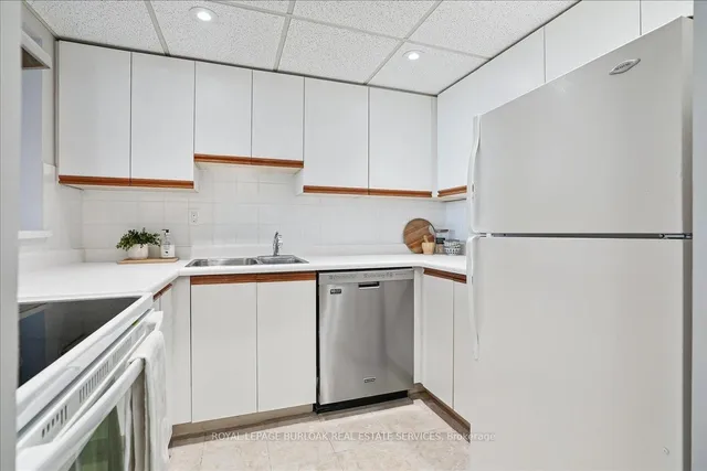 Additional image 9 of 5090 Pinedale Ave Unit 1105