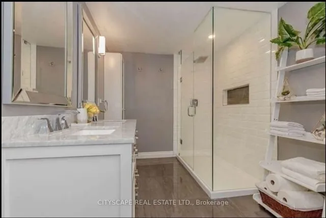 Additional image 31 of 152 Kenwood Ave