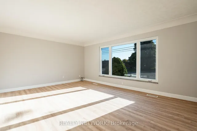 Additional image 6 of 716 Upper Ottawa St