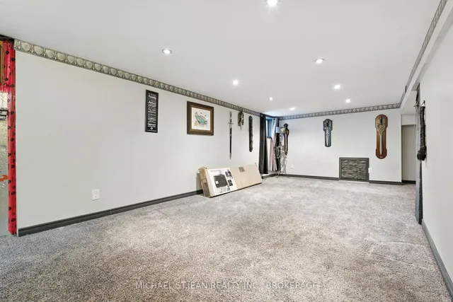 Additional image 31 of 313 Graham Ave