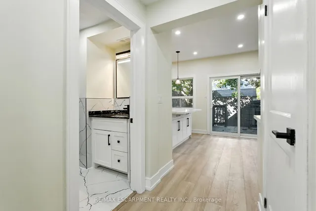 Additional image 15 of 9 ALICE St