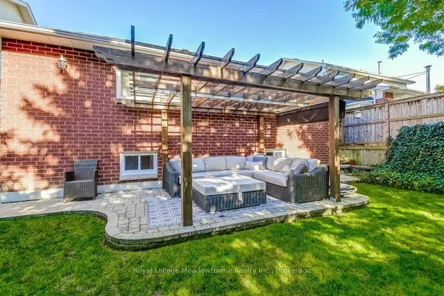 Additional image 41 of 61 Duncan Ave