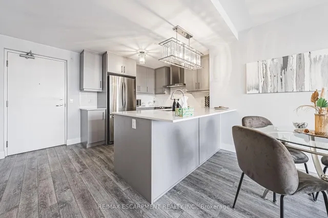 Additional image 2 of 1 Redfern Ave Unit 317