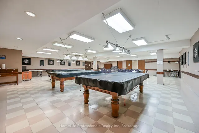 Additional image 44 of 52 Twentyplace Blvd Unit 28