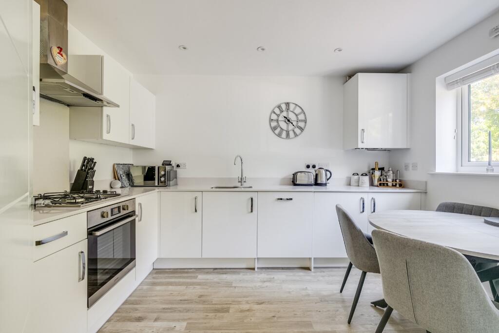 Additional image 17 of Claves Crescent, Welwyn Garden City, Hertfordshire, AL7 1WN