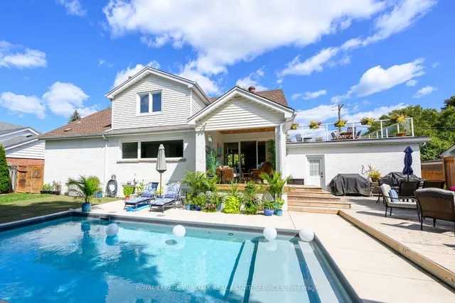 Additional image 26 of 912 Boothman Ave