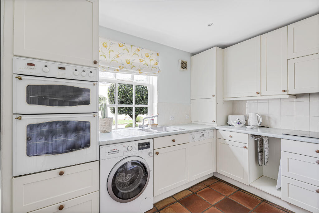 Additional image 6 of Danesbury Park, North Ride, Welwyn, AL6