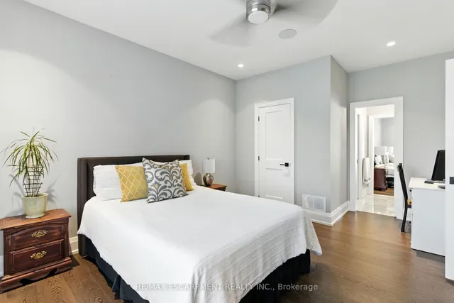 Additional image 23 of 41 Shakespeare Rd