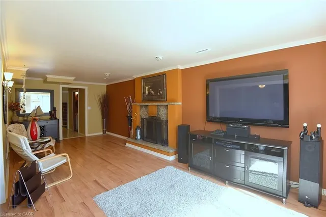 Additional image 28 of 39 Markson Cres