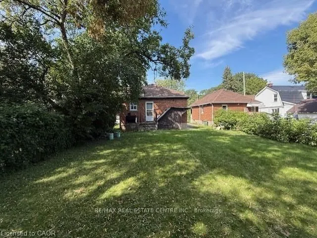 Additional image 24 of 77 Emerson St