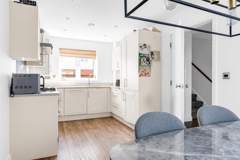 Additional image 4 of Appletree Way, Welwyn Garden City