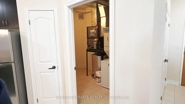 Additional image 16 of 383 Main St E Unit 502