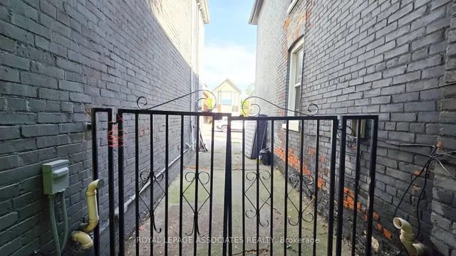 Additional image 36 of 455 Main St