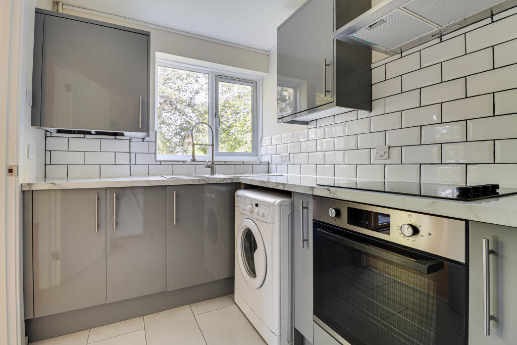 Additional image 12 of Milton Road, Harpenden, AL5