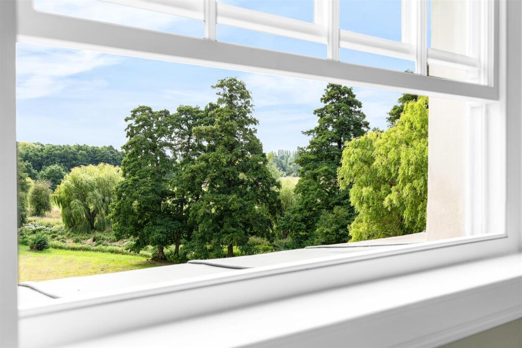 Additional image 38 of Tewin Water, Digswell