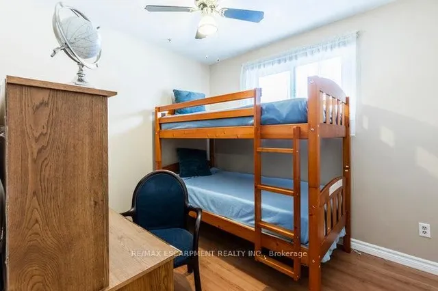 Additional image 30 of 45 Fonthill Rd