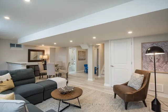 Additional image 35 of 390 Ramsey Pl