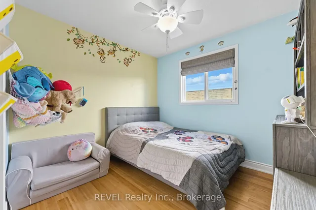 Additional image 21 of 11 Supreme Dr