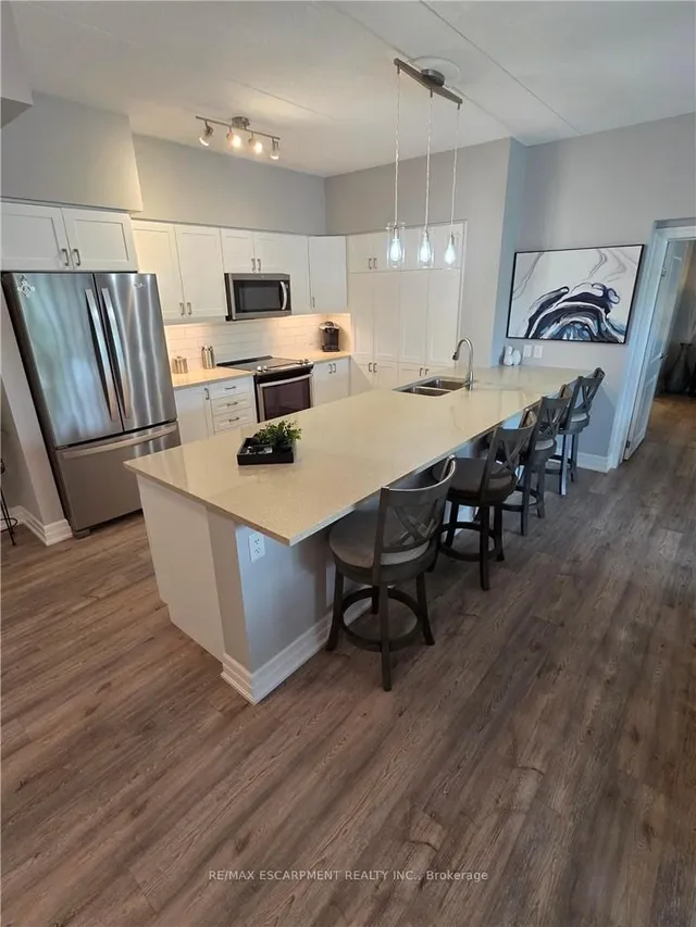 Additional image 4 of 39 SISTER VARGA Terr Unit 105