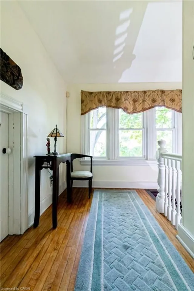 Additional image 18 of 55 Cayley St