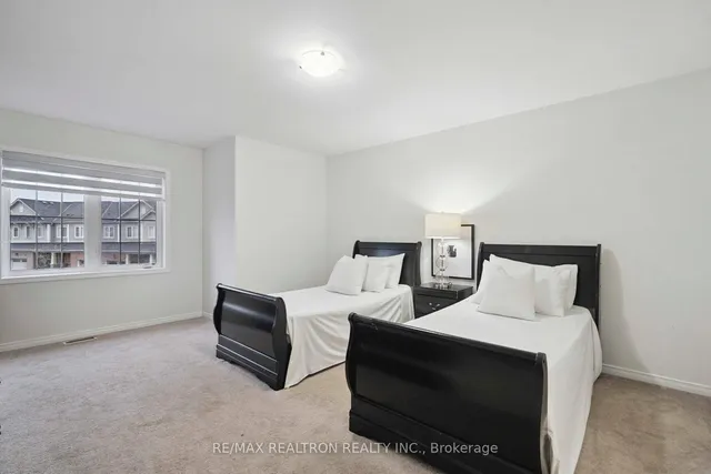 Additional image 31 of 233 Kinsman Dr