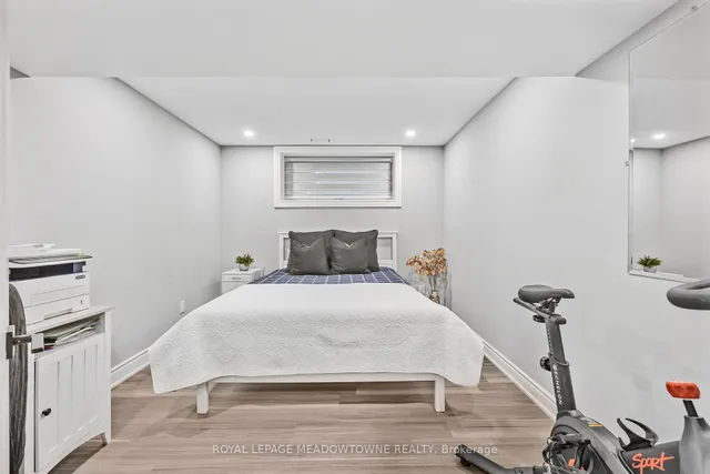 Additional image 30 of 106 Campbell Ave