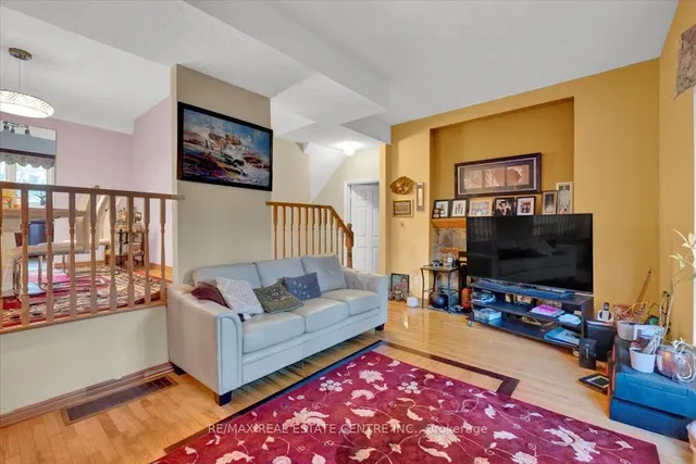 Additional image 11 of 1983 Main St Unit 1