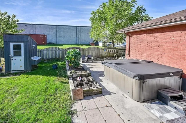 Additional image 50 of 3951 6 Hwy